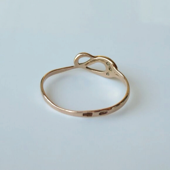 Elegant Twisted 14K Rose Gold CZ Ring. Size 7.25 - Picture 10 of 15